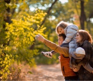 Quins són els avantatges de fer activitats amb nens a la natura?