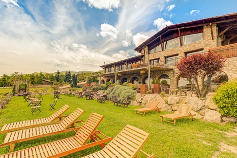 El Jou Nature, Hotel familiar
