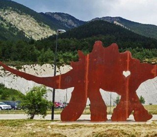 Dinosaur Interpretation Center of Fumaya