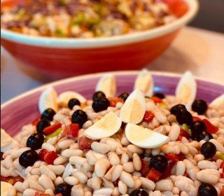 El Jou Naure: Cafetería + Restaurant