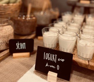 El Jou Naure : Services de restauration (Repas, pauses café, petits déjeuners)