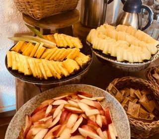 El Jou Naure : Services de restauration (Repas, pauses café, petits déjeuners)